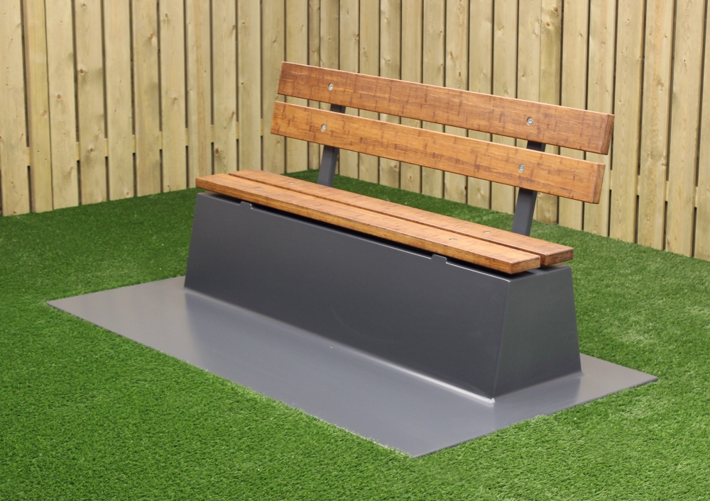 Bild 1 von Betonbank  / (Ausführung) Deluxe mit Lehne und Unterplatte / (Farbe) anthrazit lackiert